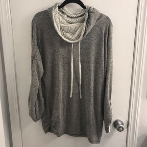 XL Lightweight lace cowl neck sweatshirt